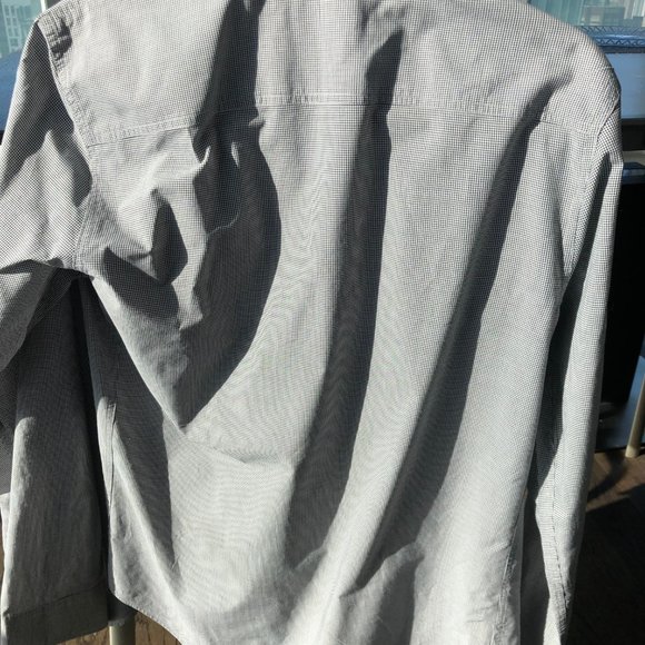 Emporio Armani shirt - Picture 2 of 2